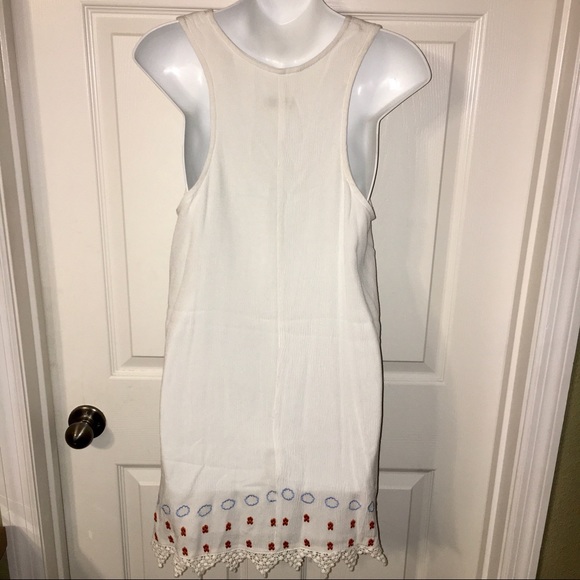 Tobi Dress - Picture 4 of 8